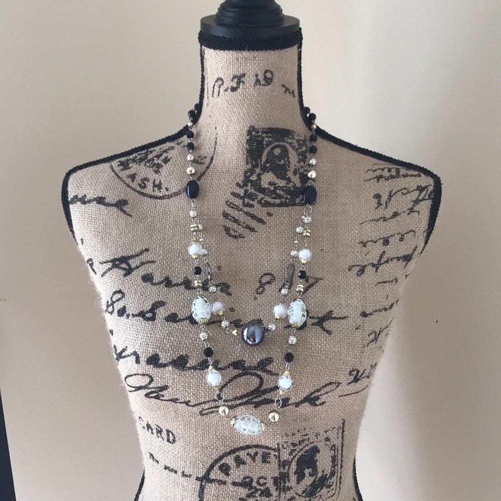 Long necklace.
